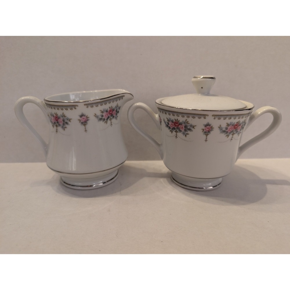 Berkeley House Sorrento Pink & Red Rose Pattern/Silver Trim/Discont./Cottagecore